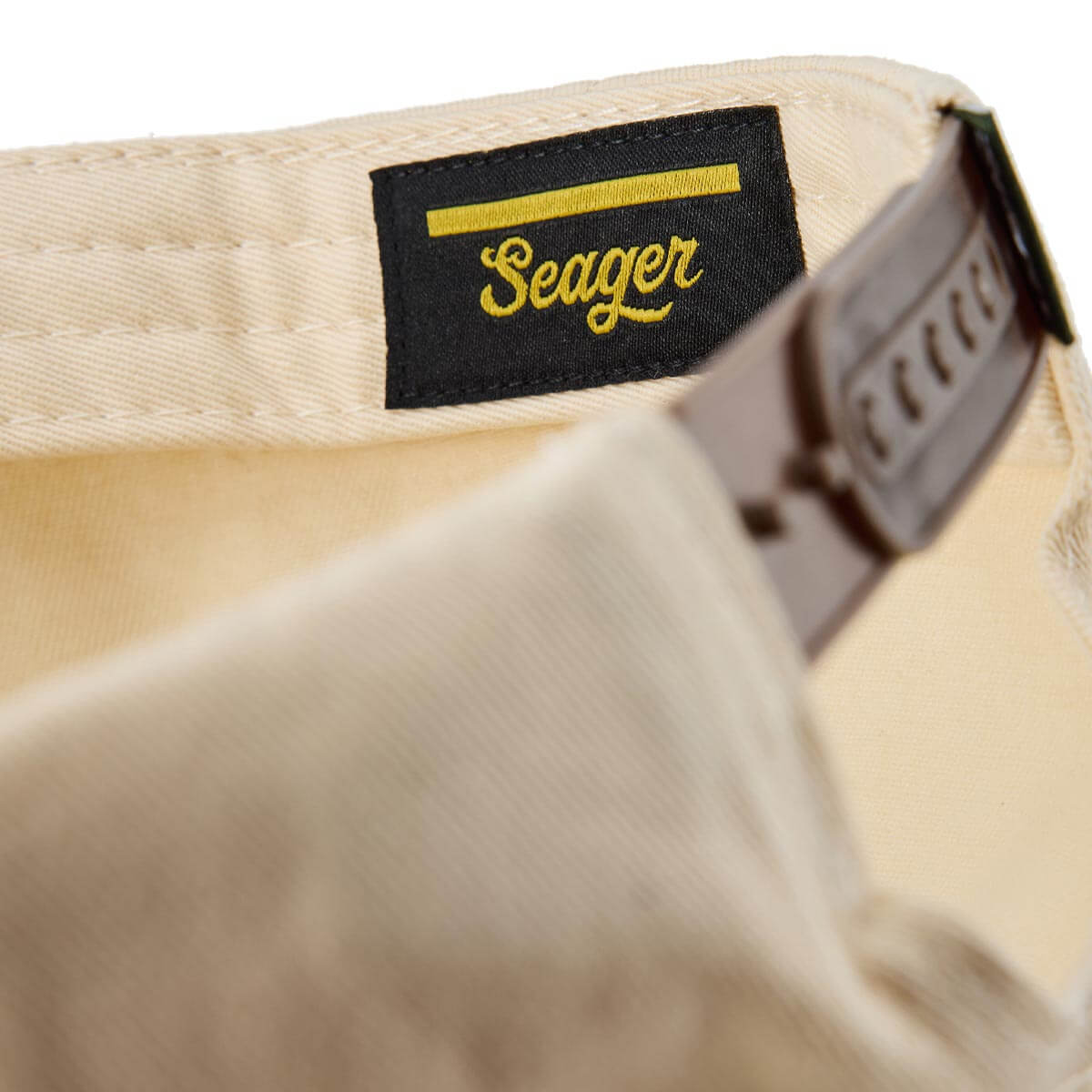 Branded Snapback Cream/Camo