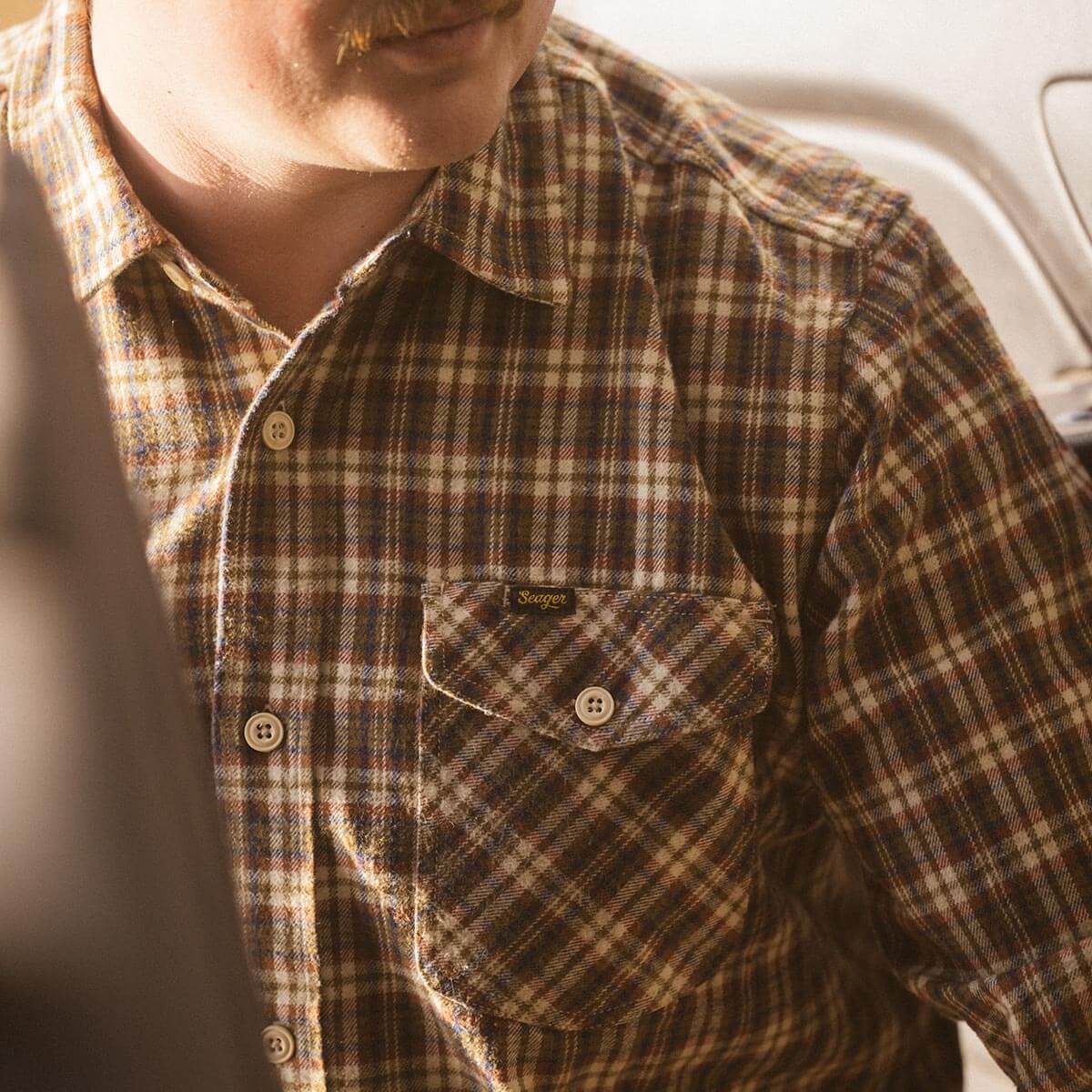 Calico Flannel Carmel/Roasted Red