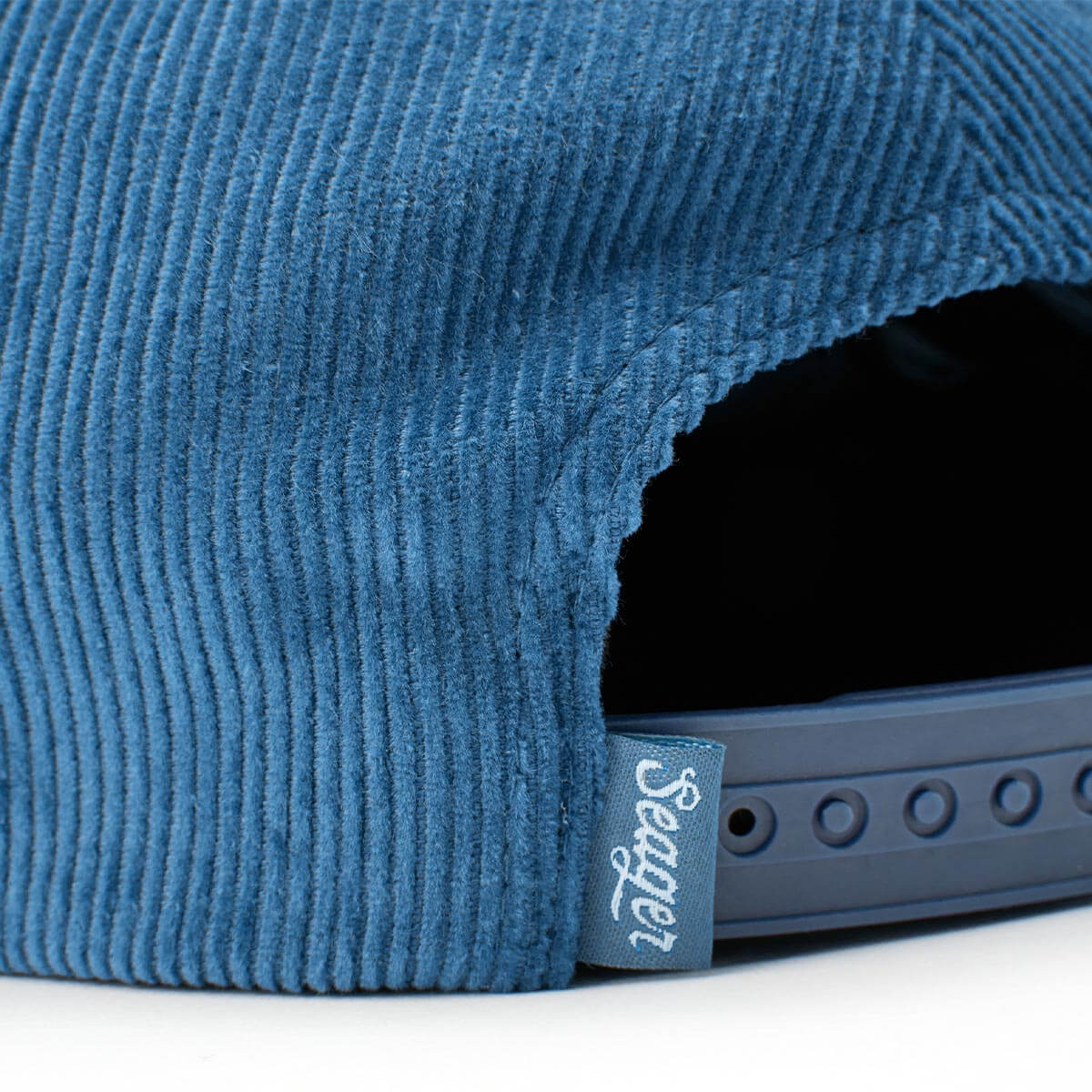Los Rios Corduroy Snapback Navy