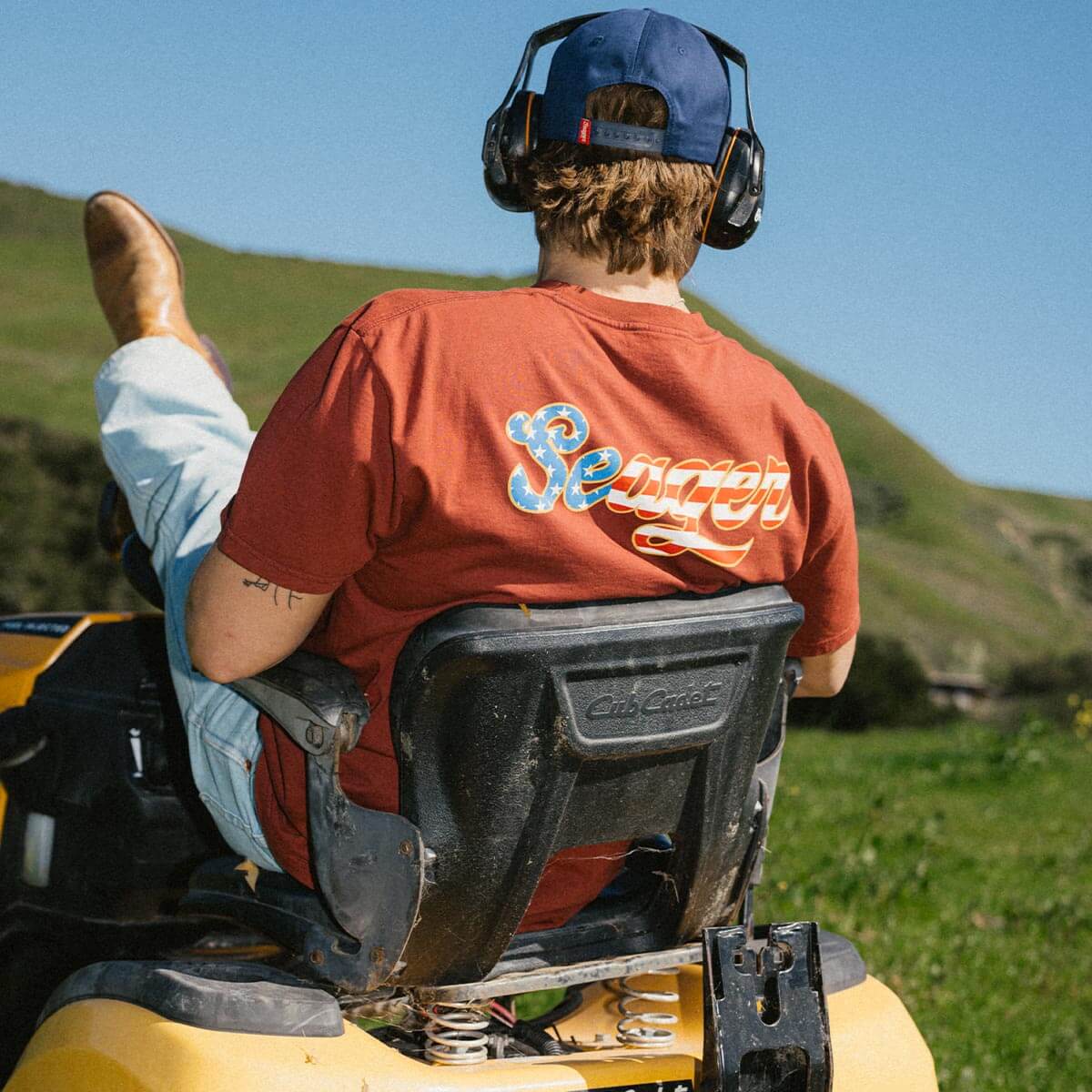 USA Russ Tee Roasted Red