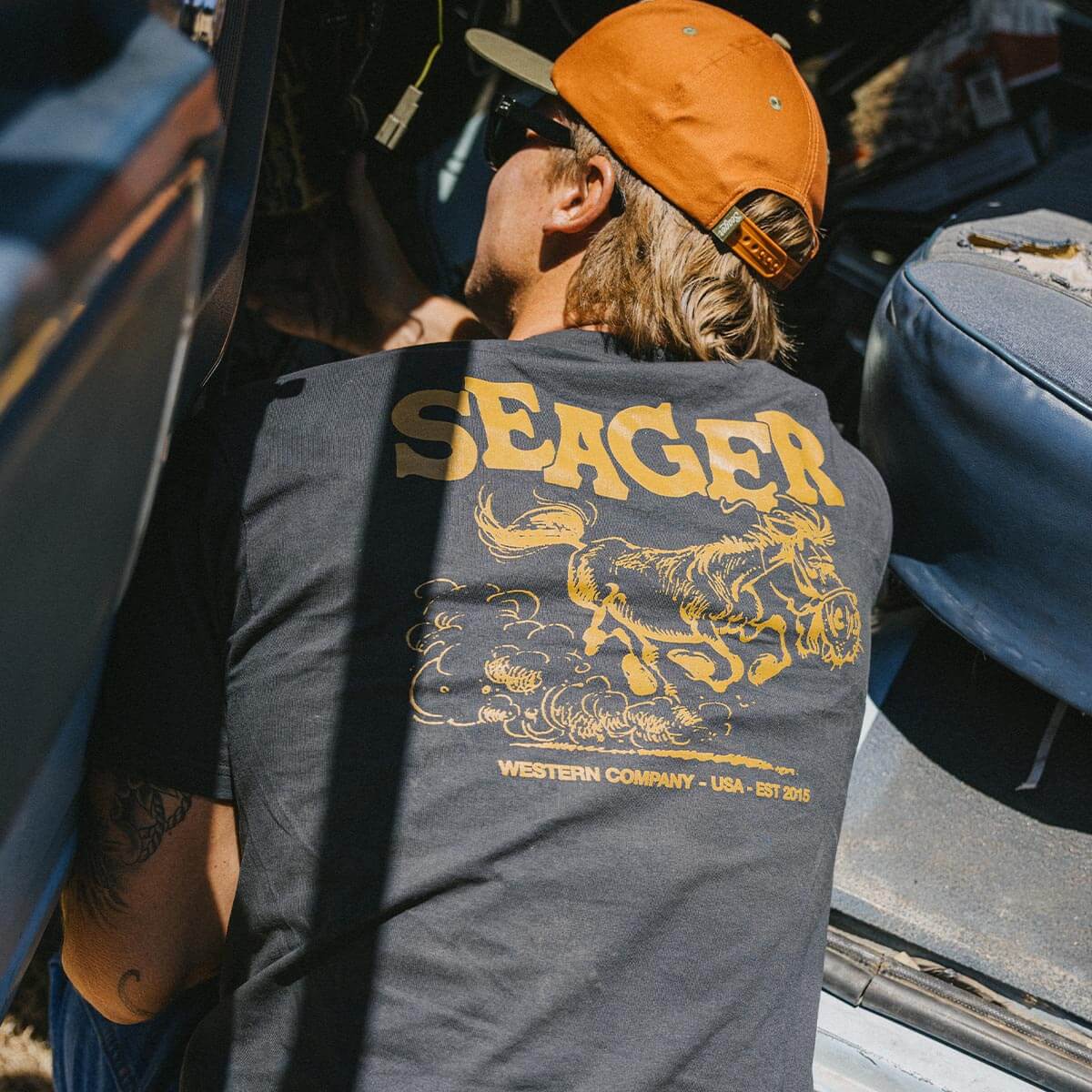 Horse Fried Tee Vintage Black