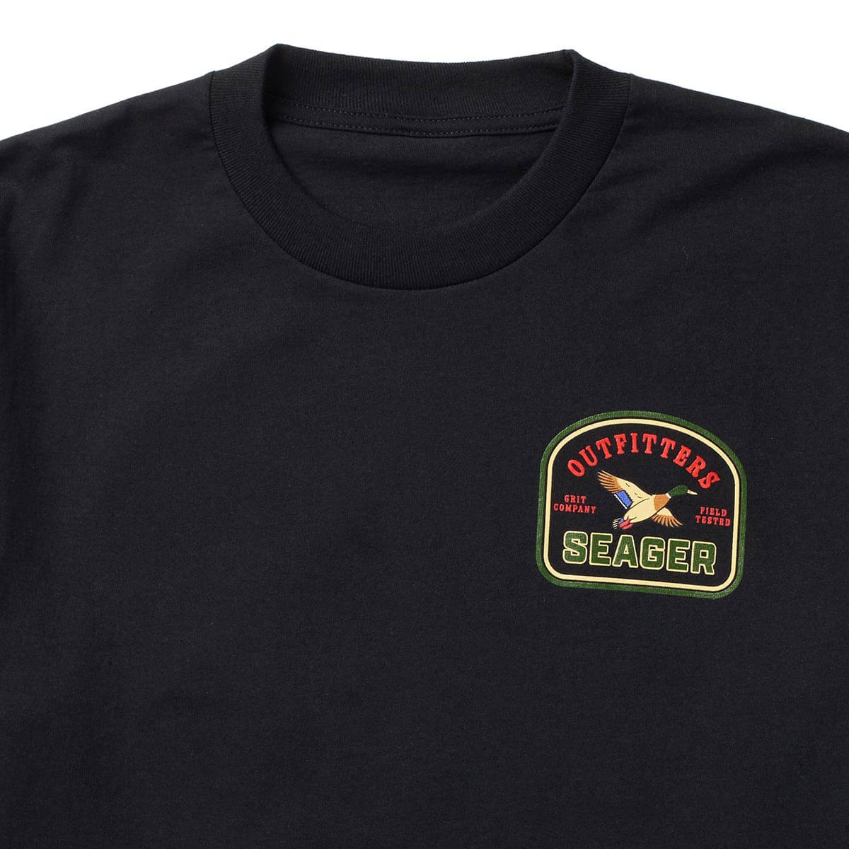 Outfitters Tee Black