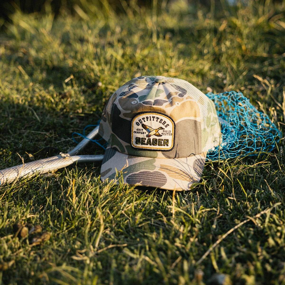 Outfitters Trucker Snapback Duck Camo