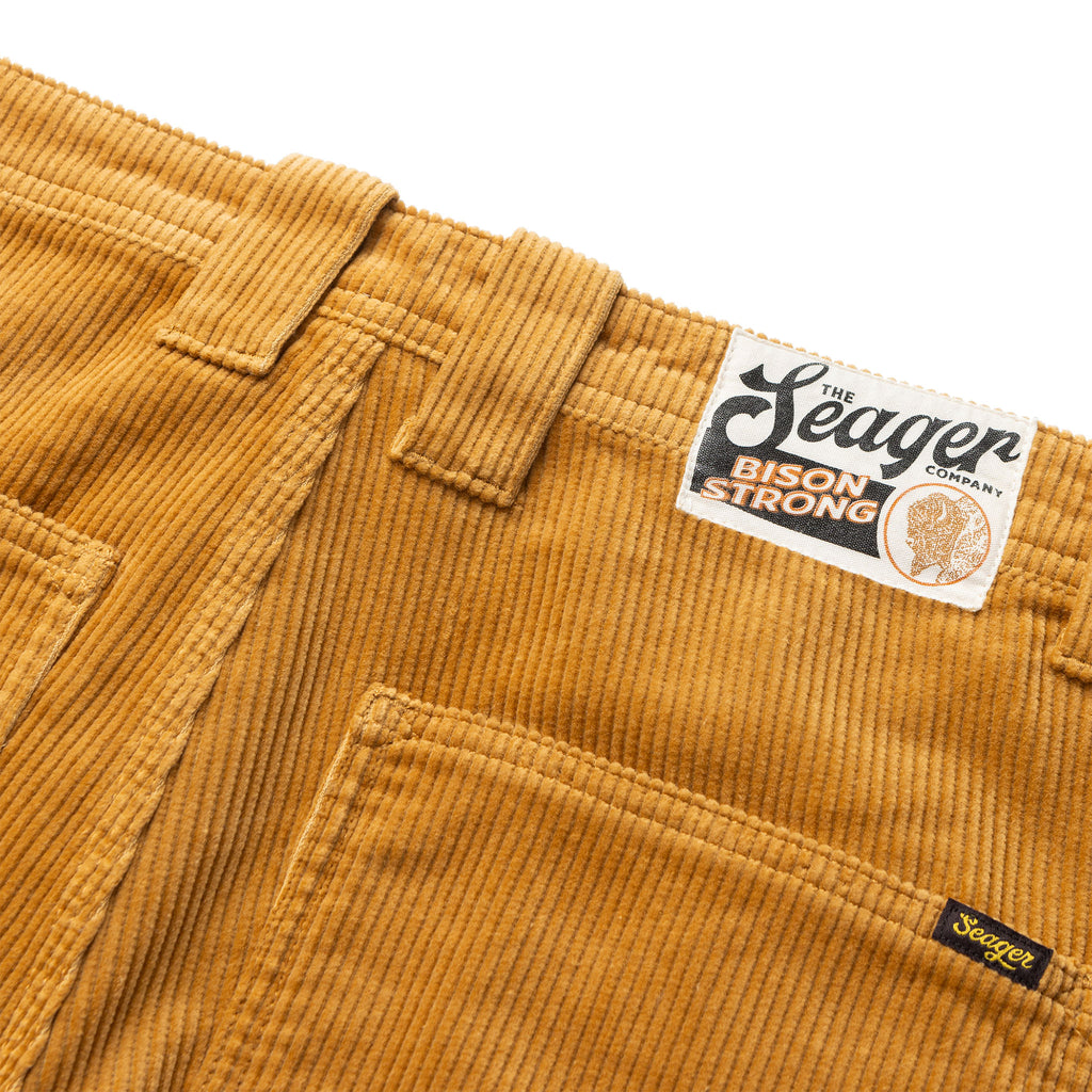 Bison Corduroy Short Coyote