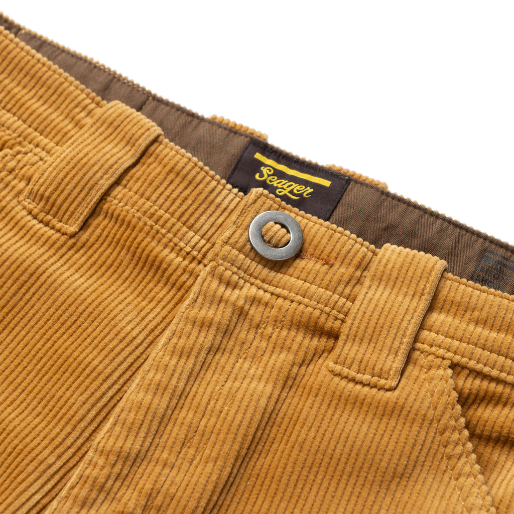Bison Corduroy Short Coyote
